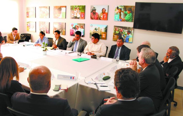 Se pospone inicio del diálogo al no ponerse de acuerdo las partes