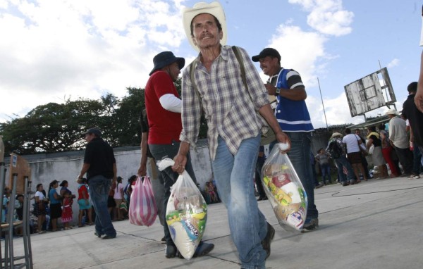 La solidaridad cobija a pobladores de La Virtud