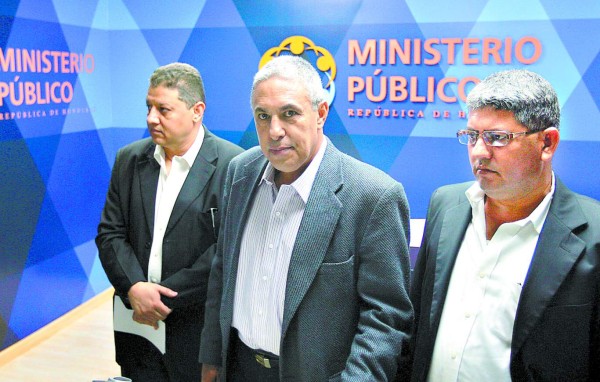 Exdirectorio del RNP se pone a la orden del MP