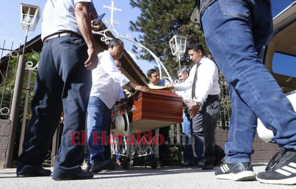 Familiares y amigos dan último adiós a Hernán García, un amante eterno del fútbol
