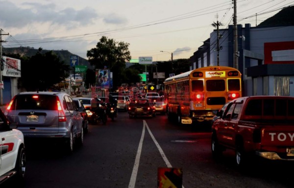 Toque de queda iniciará ahora a las 8:00 p.m. y concluirá a las 5:00 a.m.