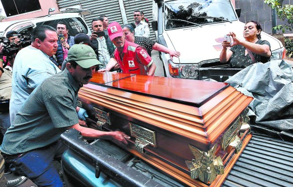 Mujer asesinada por alcalde de Nueva Armenia estaba a punto de graduarse