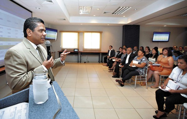 Cae producción de maíz, arroz y frijoles, según Prograno