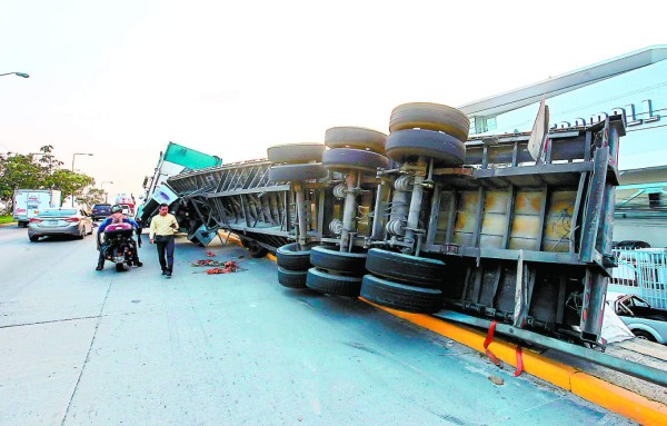 Honduras: Anarquía en las carreteras ha dejado estela de luto y dolor