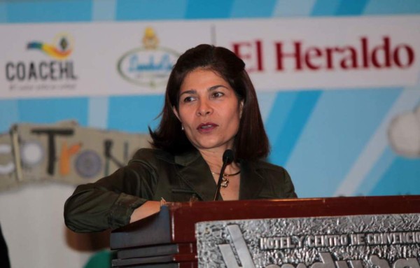 Hilda Hernández dice 'adiós' a su cargo en el gobierno