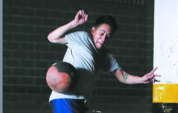 Guerreros catrachos del juego de pelota maya