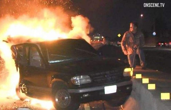 EE UU: Periodista suelta su cámara para salvar a un hombre de la muerte