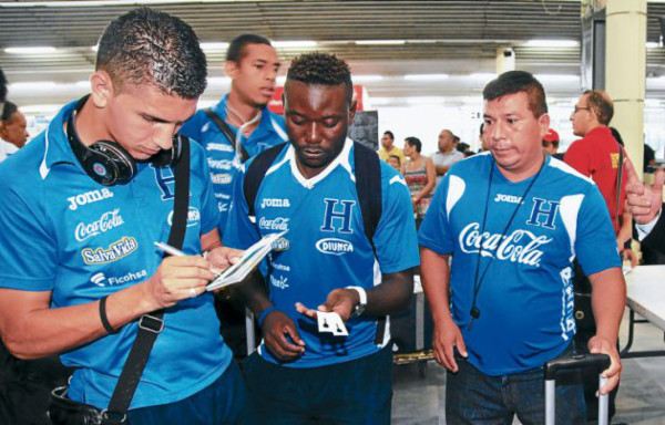 La selección olímpica de Honduras se marchó a Europa