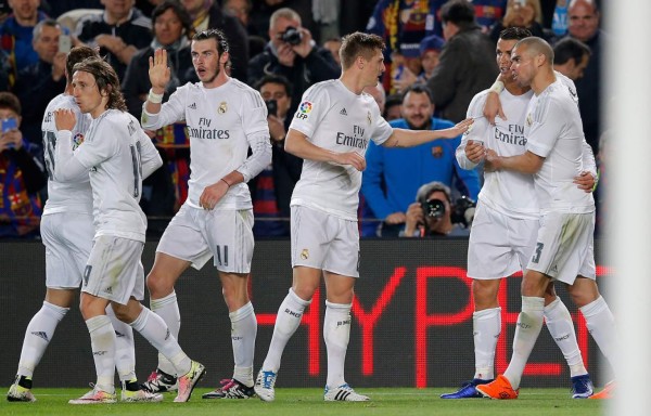 VIDEO: Zidane vivió de manera efusiva el clásico entre Real Madrid y Barcelona