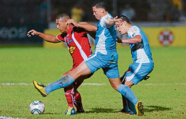 Vía sorteo definen al clasificado entre Vida y Deportes Savio