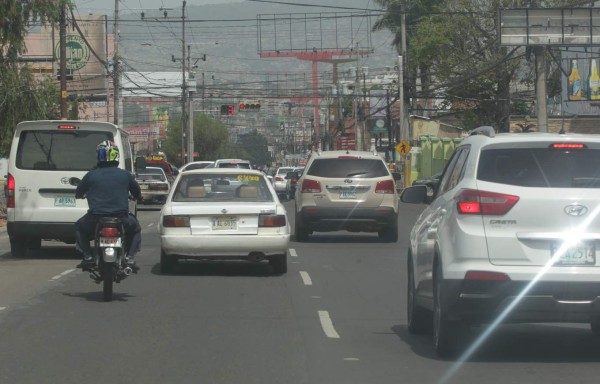 Cobro de tasa vehicular en la capital de Honduras reactiva polémica
