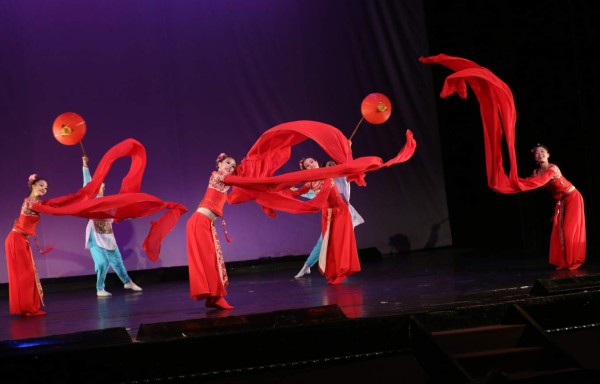 Riqueza y belleza del folclore taiwanés