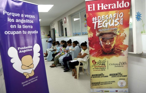 EL HERALDO entrega cheque a Fundación Angelitos