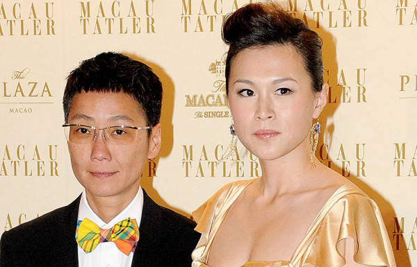 Hija lesbiana le pide a su padre multimillonario que acepte a su novia