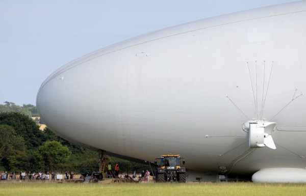 Enorme dirigible Airlander 10 despega por primera vez&nbsp;&nbsp;