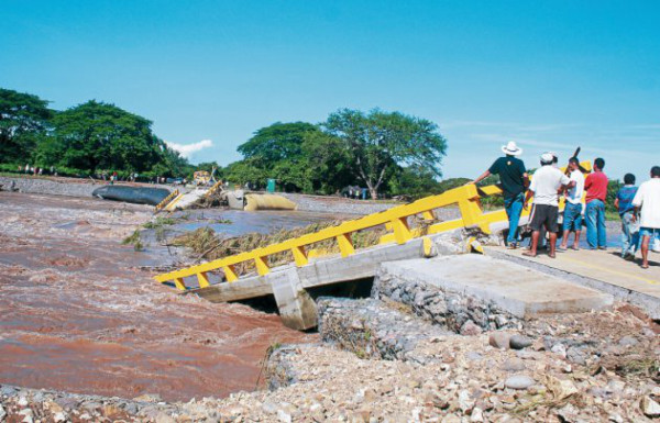 Recomiendan dragado y desvío del río Goascorán