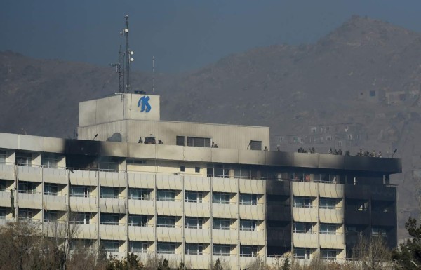 Al menos 40 muertos en el ataque al hotel Intercontinental de Kabul