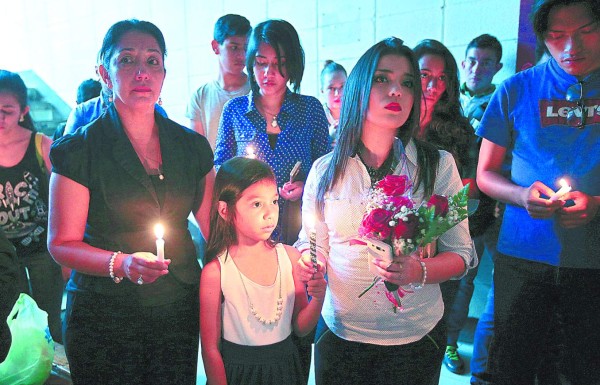 Escuela de Arquitectura de la UNAH llora a sus compañeros asesinados