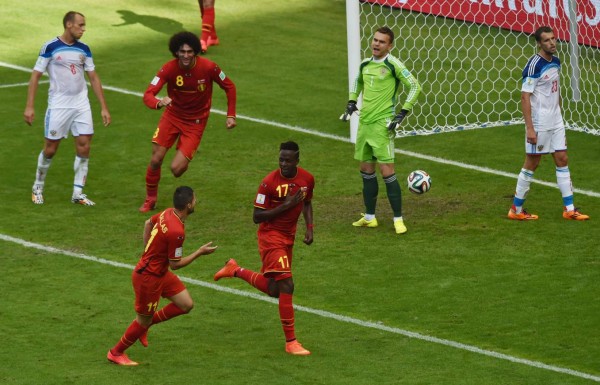 Bélgica vence 1-0 a Rusia y se clasifica para octavos de final
