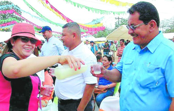 Instalan Primer Festival del Vino de Coyol en Olancho