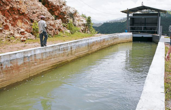 Empantanados los 700 megavatios renovables