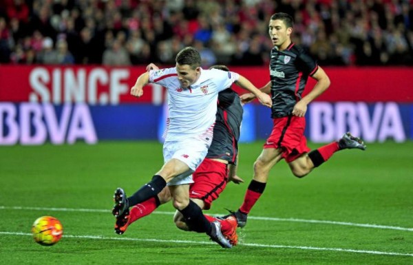 El Madrid golea en el debut de Zidane