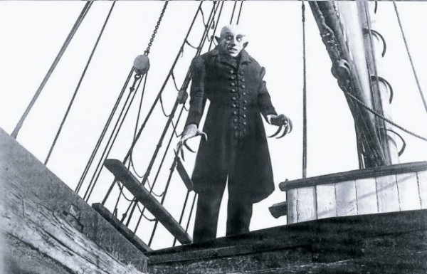 Vampiros, un toque místico y de terror en la pantalla