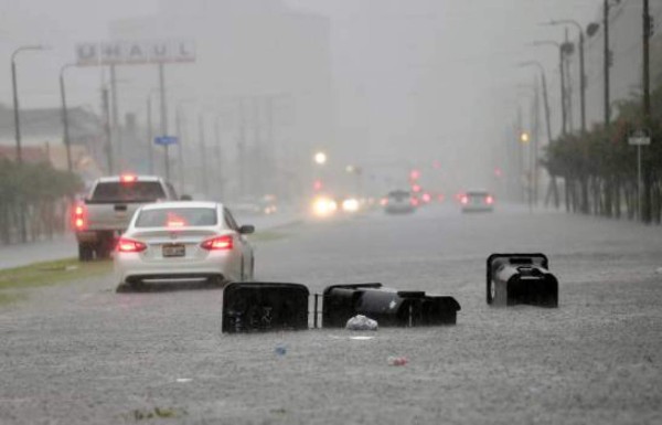 Nueva Orleans se prepara para afrontar una tormenta tropical&nbsp;&nbsp;