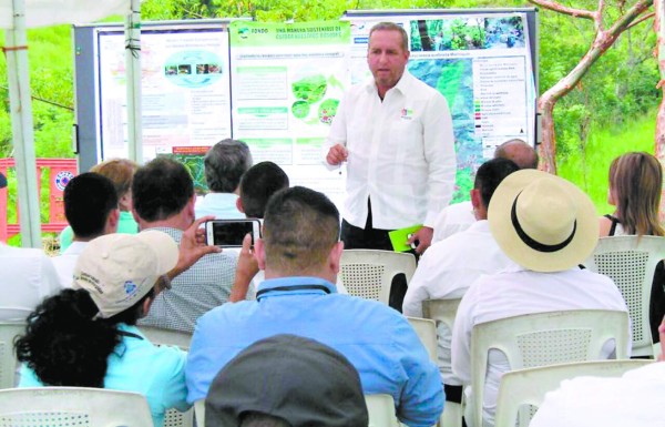 Vicepresidentes buscan impulsar el desarrollo en la zona del Trifinio