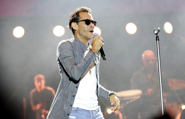 Marc Anthony enamoró al público catracho con su salsa