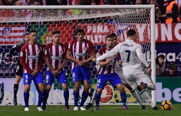 Real Madrid y CR7 despedazan sin piedad al Atlético en el último derbi del Calderón