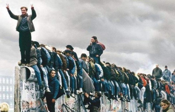 Fallece el oficial alemán que anunció sin querer la caída del Muro de Berlín&nbsp;&nbsp;