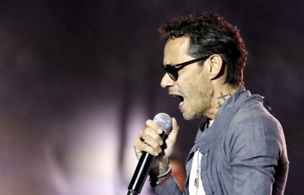 Marc Anthony enamoró al público catracho con su salsa