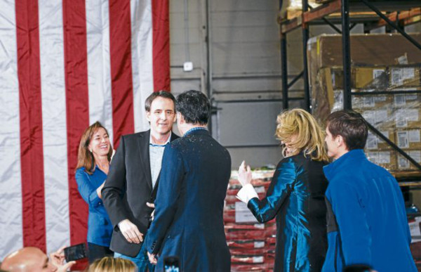 Campaña de Barack Obama minimiza el triunfo de Mitt Romney en Florida