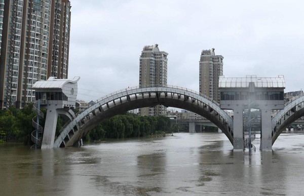 Impactantes fotos de las inundaciones en China tras descargar presas
