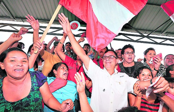 Alcalde denuncia congelación de transferencias