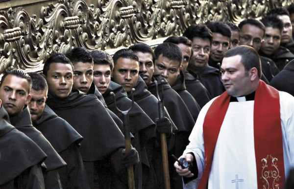 Honduras: Enorme expresión de fe