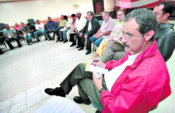 Honduras: Autoridades del PL piden unidad a alcaldes