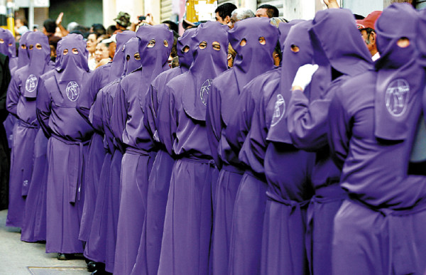 Solemne procesión del Santo Entierro