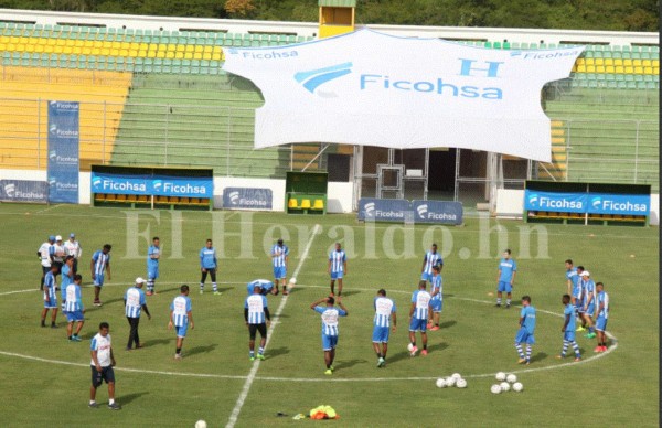 Honduras entrena previo al duelo ante Costa Rica el próximo 6 de octubre