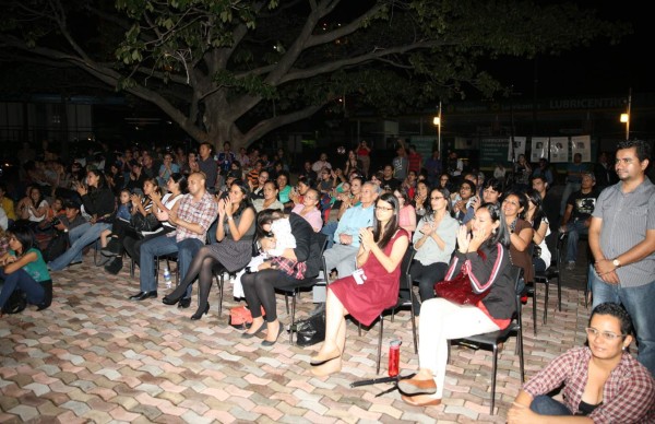 Música de saxofón al ritmo de jazz y funk con Ariel Lagos