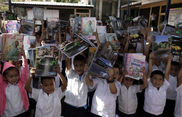 Maratón del Saber sigue pintando sonrisas en los niños de la capital