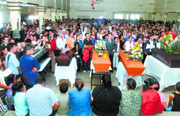 Testigos de Jehová murieron haciendo obra que Dios mandó