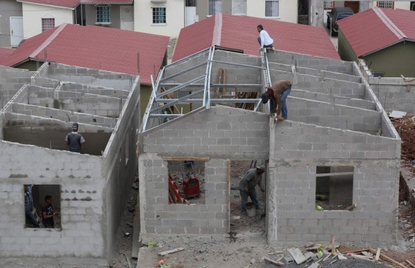Honduras: En 47,000 casas por año crece el déficit habitacional
