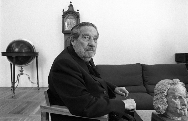 Octavio Paz, 'irreverente, tendencioso, peligroso y marxista”