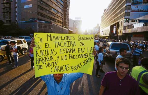 Diez diarios cerraron y unos 20 han reducido paginaje