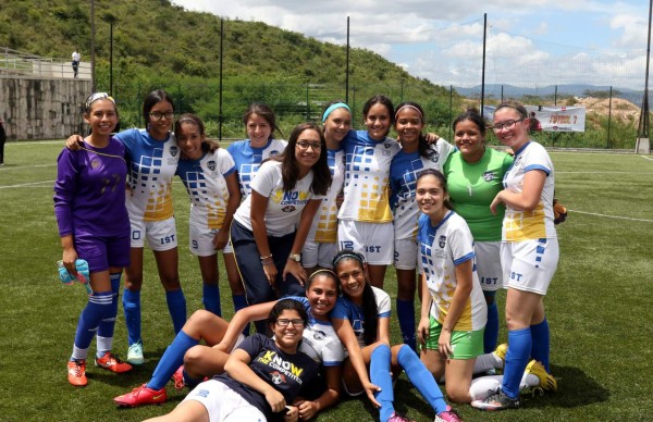 Nido de Águilas e International, los mejores en el '7”