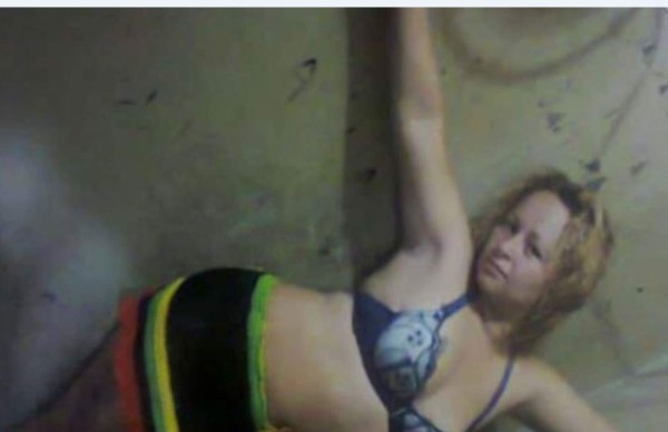 Presas difunden en Facebook sexis selfies desde su celda&nbsp;&nbsp;