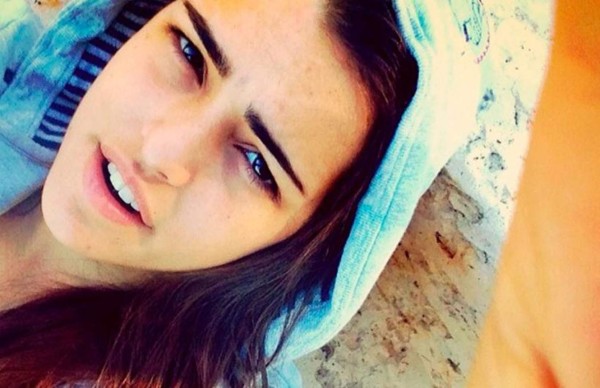 La hija de Carlos Vives enamora con su belleza en las redes sociales