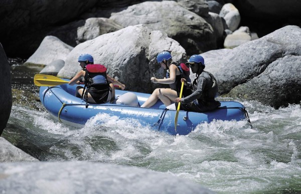 alfrente1n-2 Lia volorum simporerae. Hendam, consequi